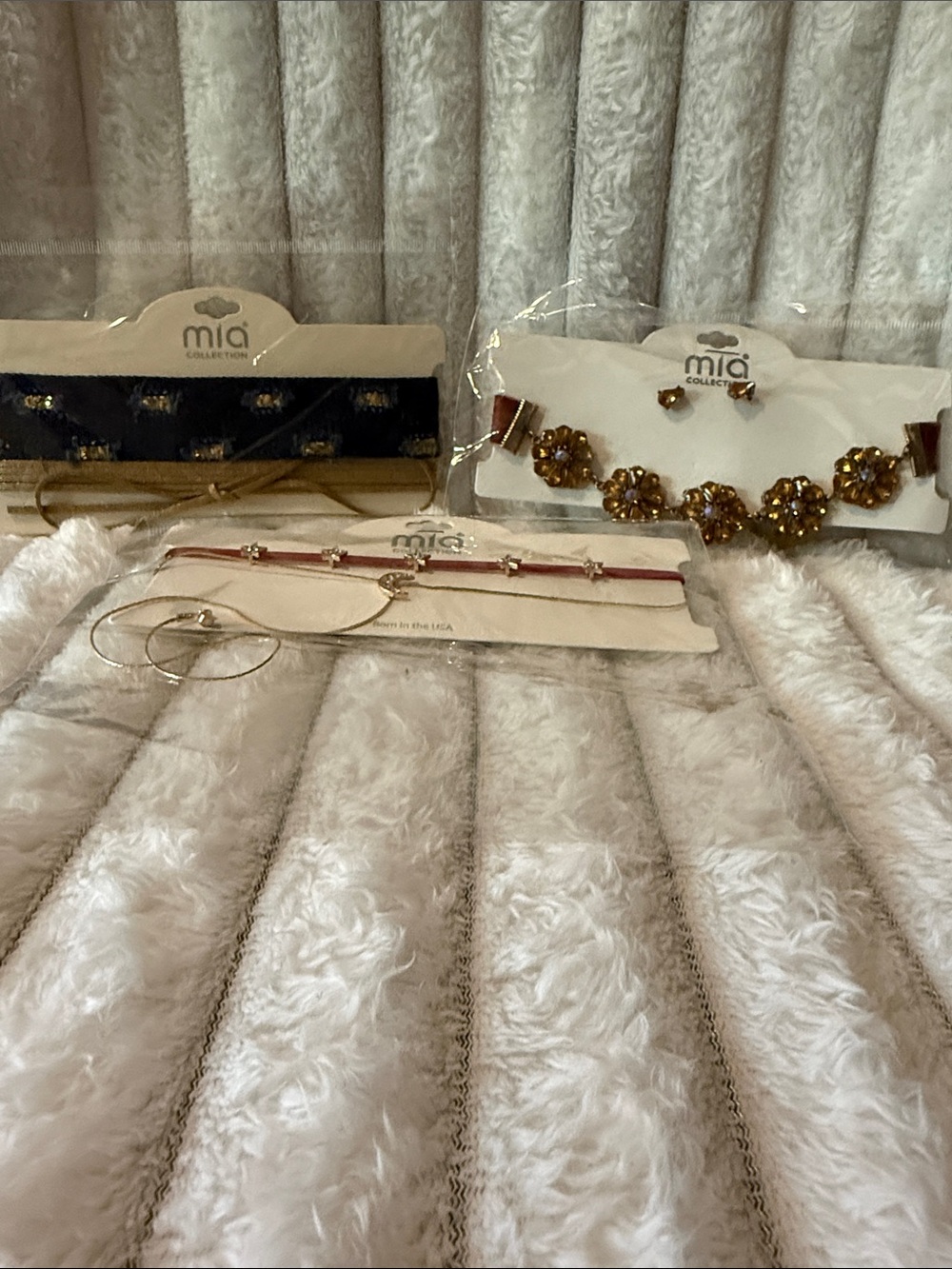Set of 3 Mia Collection Gold and Black Jewelry Set - Floral Accents